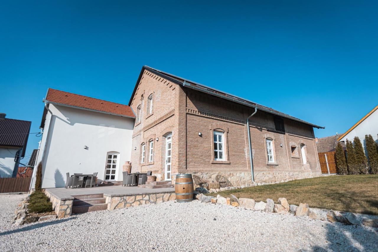 Magtar Villa Bóly Εξωτερικό φωτογραφία